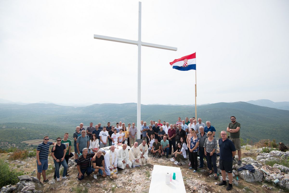 Blagoslov Križa na Šutalovoj Gradini, župi Stolac 2020.  